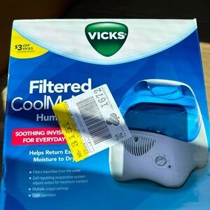 Vicks - 1 Gal. Cool Mist Humidifier - White New